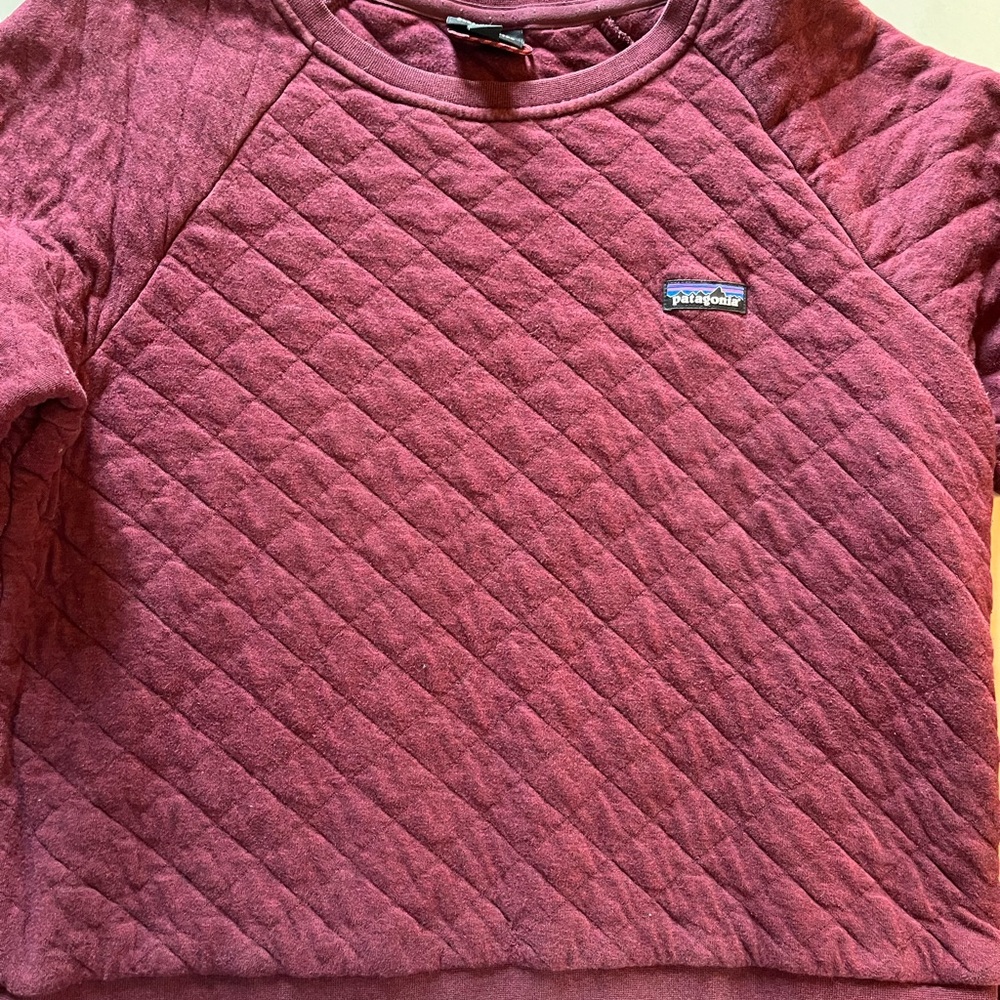 Patagonia quilted crew neck sweatshirt